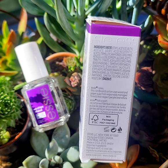 essie No Chips Ahead Clear Top Coat - chip-resistant - 0.46 fl oz - Picture 2 of 6